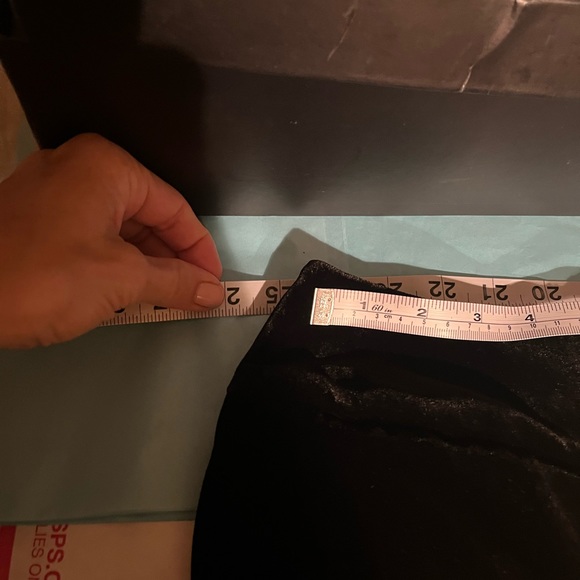 Emporio Armani made in Italy size 38 original tags fully lined. Velvet skirt - Picture 14 of 15